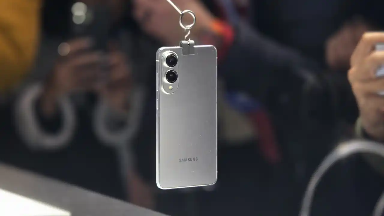 Samsung Galaxy S25 Edge: Slim Design Teased at S25 Series Unveil