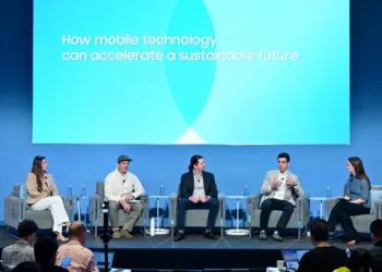 Galaxy S25 Series Makes History With Recycled Cobalt Batteries