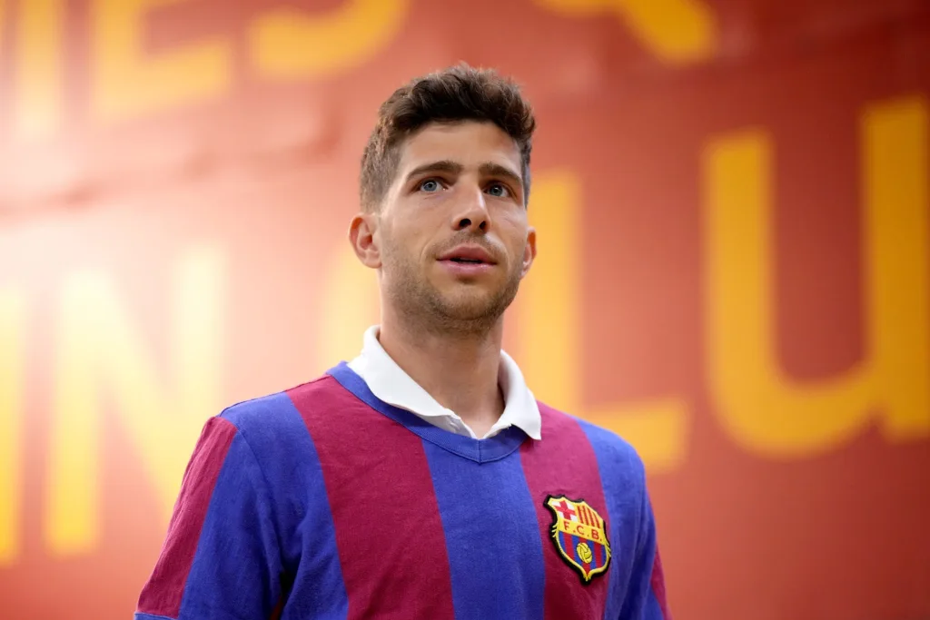 Sergi Roberto Barcelona Loanee Alex Valle Set for Serie A Move to Como After Celtic Departure