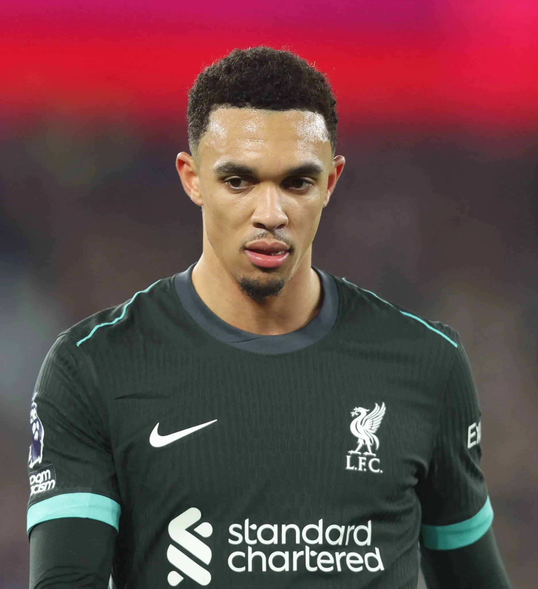 LONDON, ENGLAND - DECEMBER 29: Liverpool's Trent Alexander-Arnold during the Premier League match between West Ham United FC and Liverpool FC at London Stadium on December 29, 2024 in London, England. (Photo by Rob Newell - CameraSport via Getty Images)
