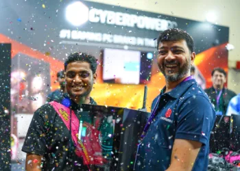 IIT Grad's Lucky Day: Walks Into Comic Con, Walks Out With ₹2.5L PC!