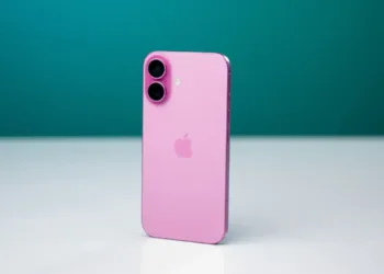 Samsung Galaxy S25 vs iPhone 16