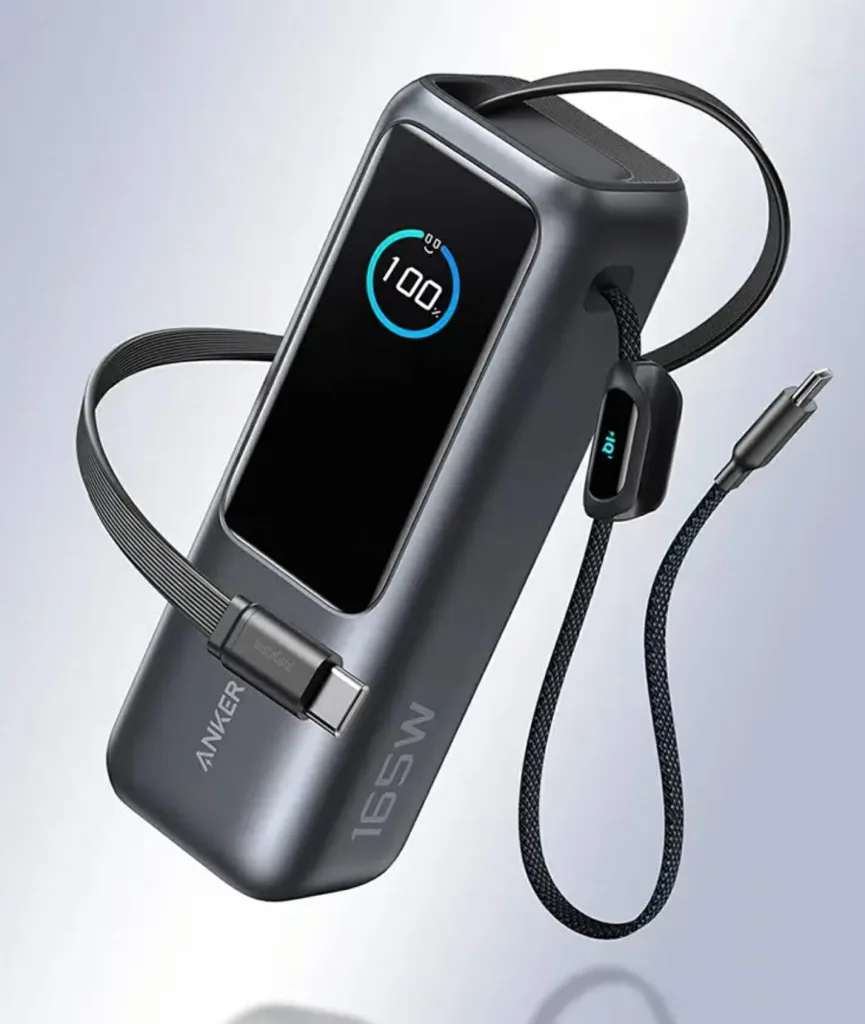 Anker Debuts Wall Charger with Display & TSA Power Bank at CES