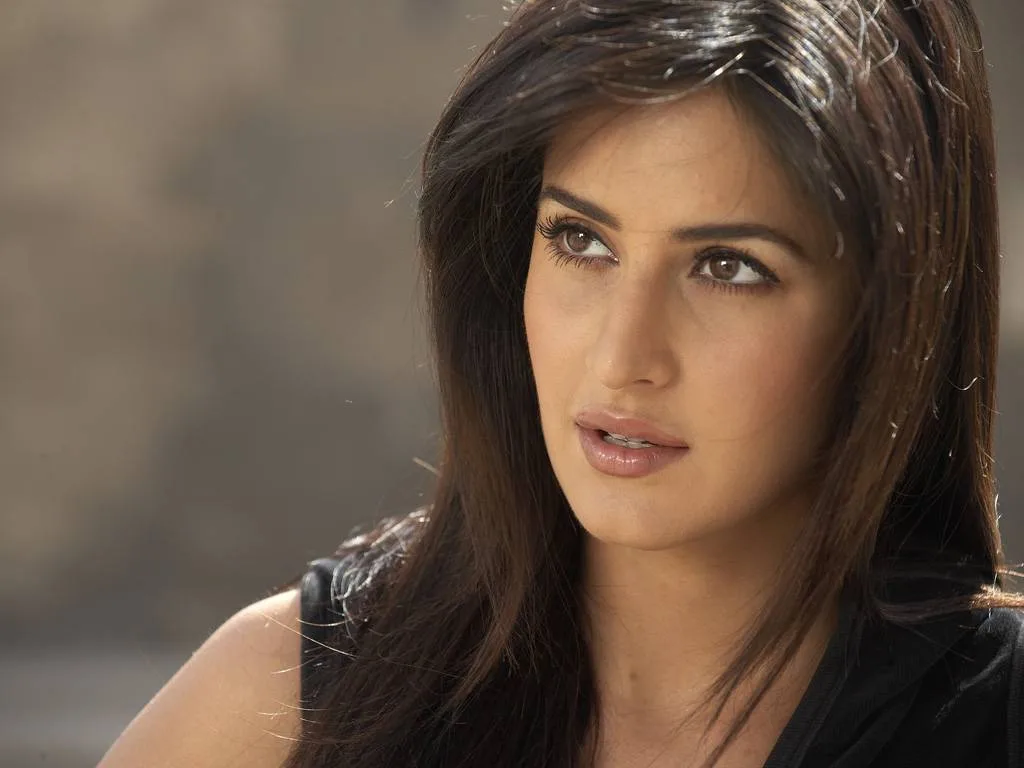 katrina kaif wallpapers Top 10 Popular Actresses Who Have Done B Grade Films: Shocking Bollywood Revelations