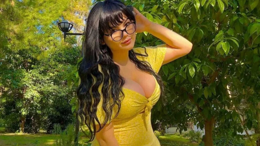 only 1 OnlyFans Model in Turkey Vows to Sleep with 100 Men in One Day—Gets Arrested for ‘Obscenity’