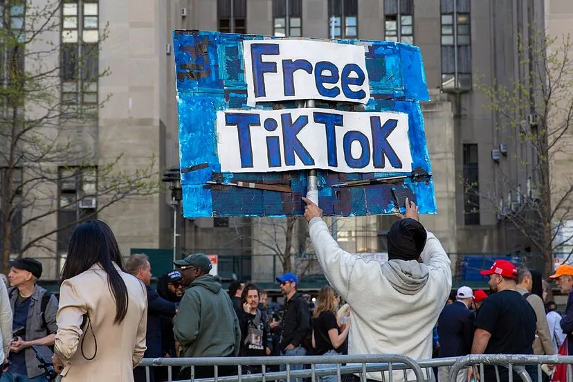 tik 2 TikTok Goes Dark in the U.S.: A Ban, Uncertainty, and a Glimmer of Hope