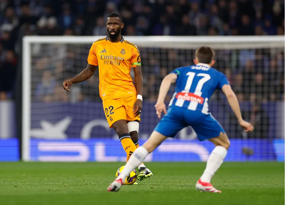 Antonio Rudiger Injured png Real Madrid Defender Antonio Rudiger Set for A 2 Week Injury Layoff After Hamstring Blow