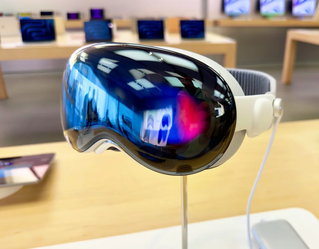 Apple AR Glasses 3 1 Apple Reportedly Halts Development of AR Glasses in 2025 for Mac Integration