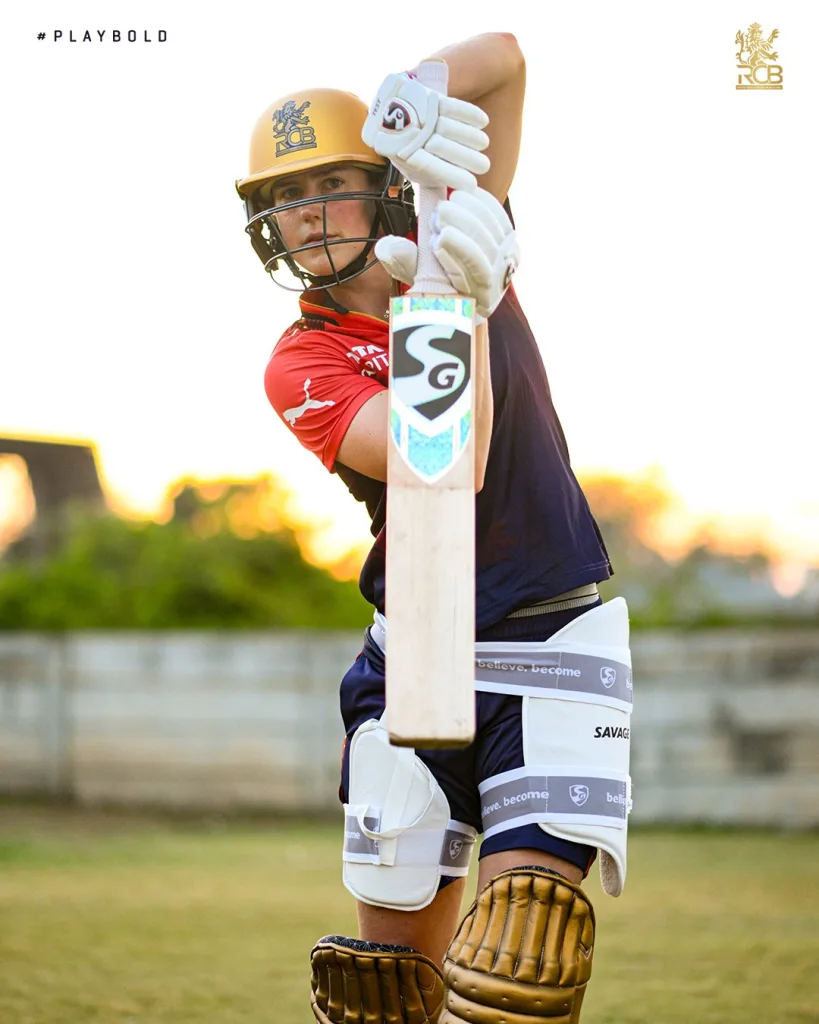 Ellyse Perry 2 WPL 2025: Royal Challengers Bengaluru Women vs Mumbai Indians Women – Preview And Where To Watch The Match LIVE