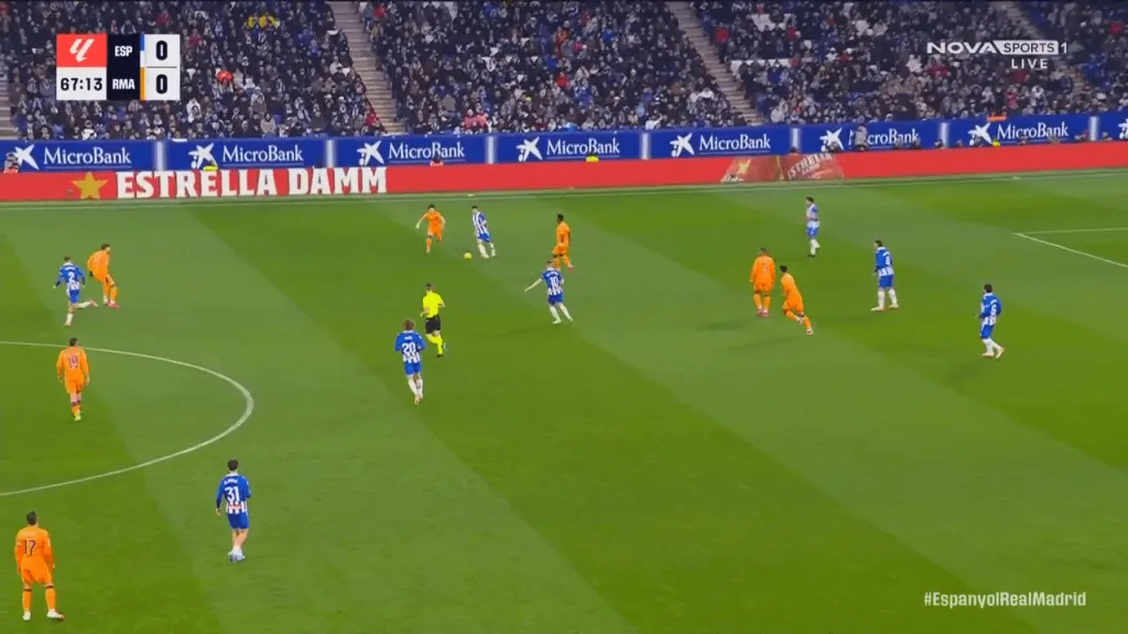 Espanyol cut out the pass with Real Madrids four attackers ahead of the ball Real Madrid vs Atlético Madrid: How Will The Teams Set Up and What Tactics Will They Use to Get the Better of Each Other