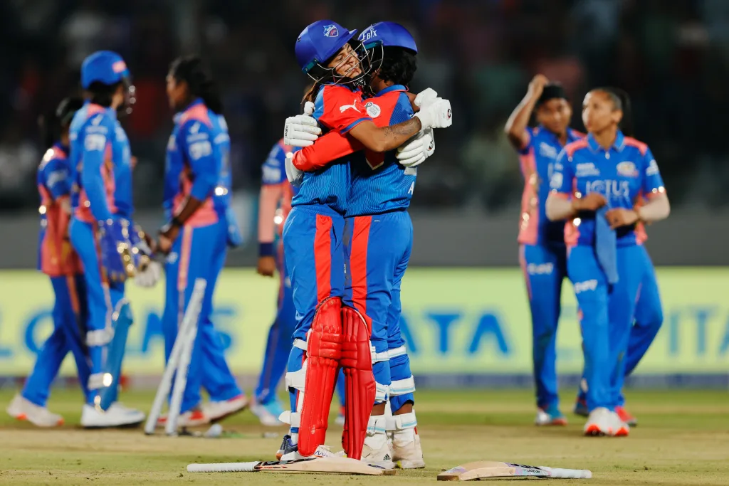 Last Over Drama WPL 2025: Shafali Verma, Niki Prasad Shine as Delhi Capitals Clinch Last-Ball Thriller