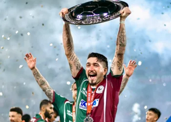 ISL 2024-25: Mohun Bagan wins second successive ISL Shield after Dimitrios Petratos' injury-time goal