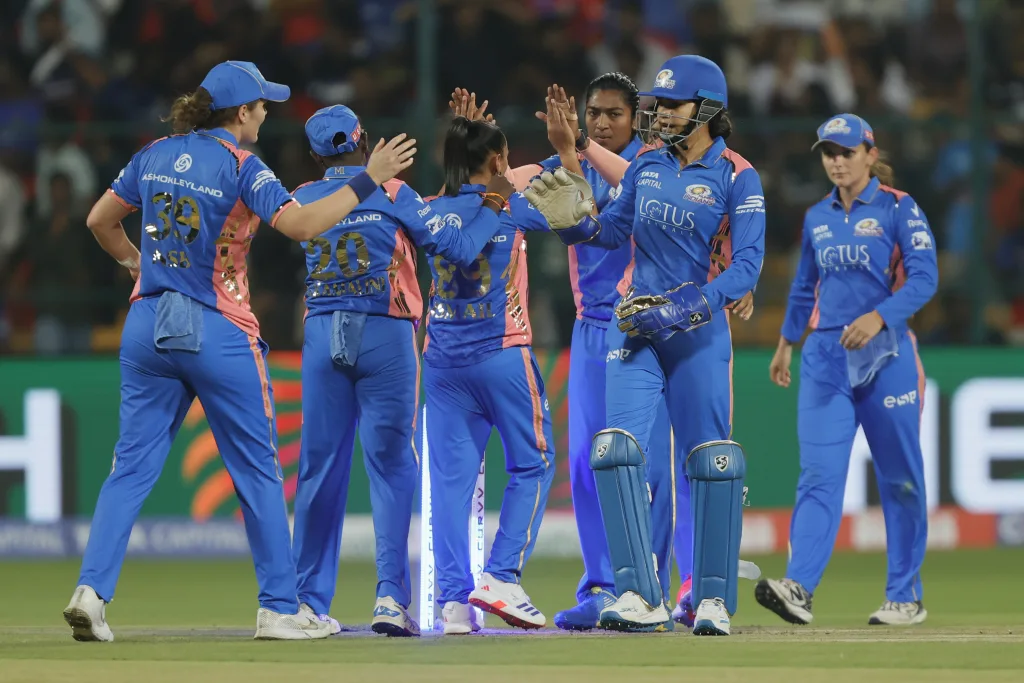 Mumbai Indians 3 WPL 2025: Amanjot and Kamalini Clinch Thrilling Win For Mumbai Indians After Harmanpreet’s Half-century