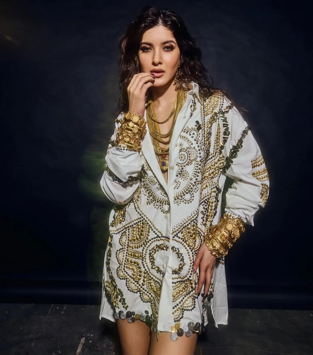 Shanaya Kapoor Hot Pics 2025