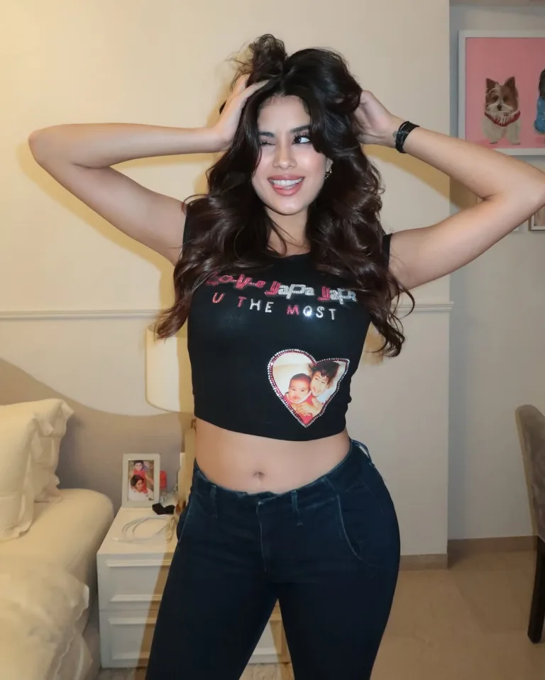 Janhvi Kapoor Casual Look Takes a Heartfelt Spin: A Personal, Sentimental Twist