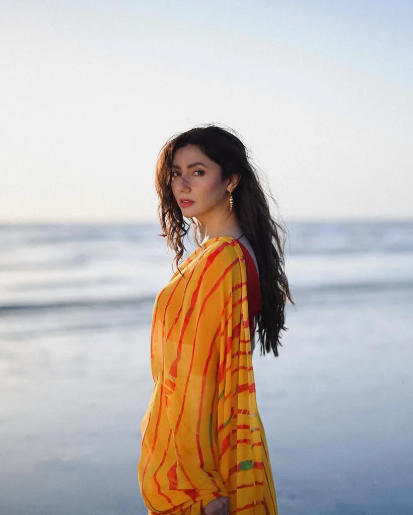 Snapinst.app 476764006 18495472672028649 7142436984345858329 n 1080 Mahira Khan Redefines Beach Glam: A Stunning Saree Moment That’s Pure Minimalist Magic