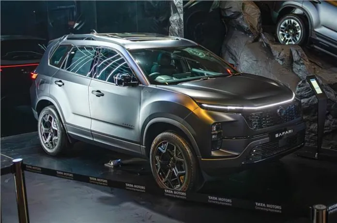 Tata_Safari_Stealth Tata Harrier & Safari Stealth Editions Launched – A Bolder, Darker Statement