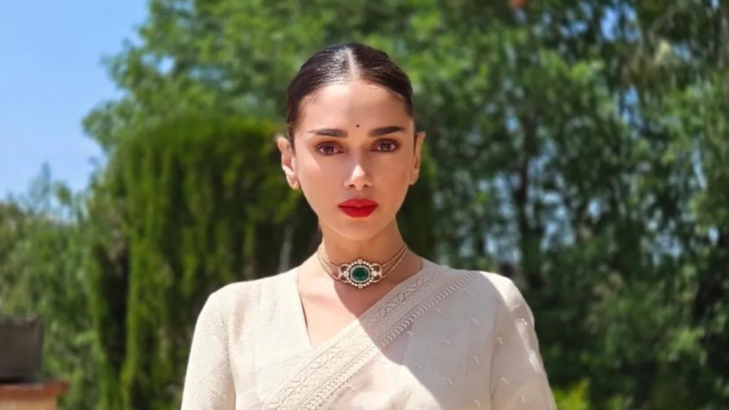 adds From Alia Bhatt to Sara Ali Khan: 3 Stunning White Looks for Mahashivratri 2025