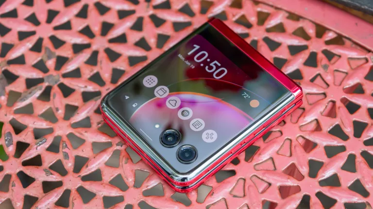 Motorola Razr Ultra 2025 Leaked on Geekbench: All We Know