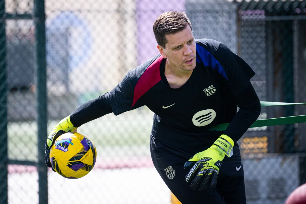 Barcelona Close to Reaching Verbal Agreement with Wojciech Szczesny 2 Barcelona Close to Reaching Verbal Agreement with Wojciech Szczesny for Contract Extension