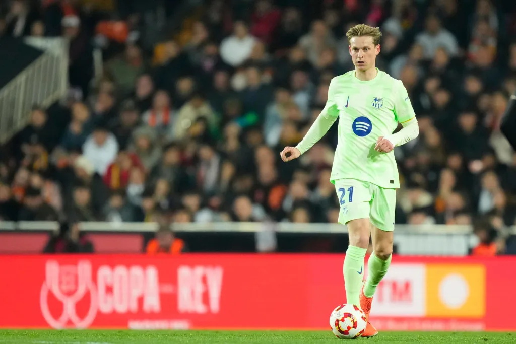 Barcelona Confirm Dani Olmo's 3-Week Absence Due to Adductor Injury 5 Frenkie de Jong Barcelona Confirm Dani Olmo's 3-Week Absence Due to Adductor Injury