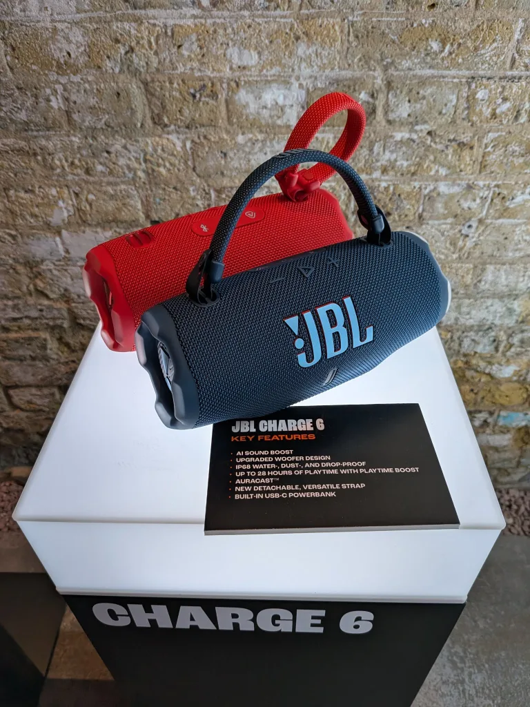 JBL Flip 7 Charge 6 JBL Flip 7 & Charge 6: AI Sound Boost and Longer Battery Life