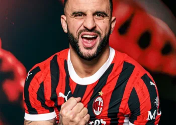 Kyle Walker Urged to Extend AC Milan Stay Beyond Current Season
