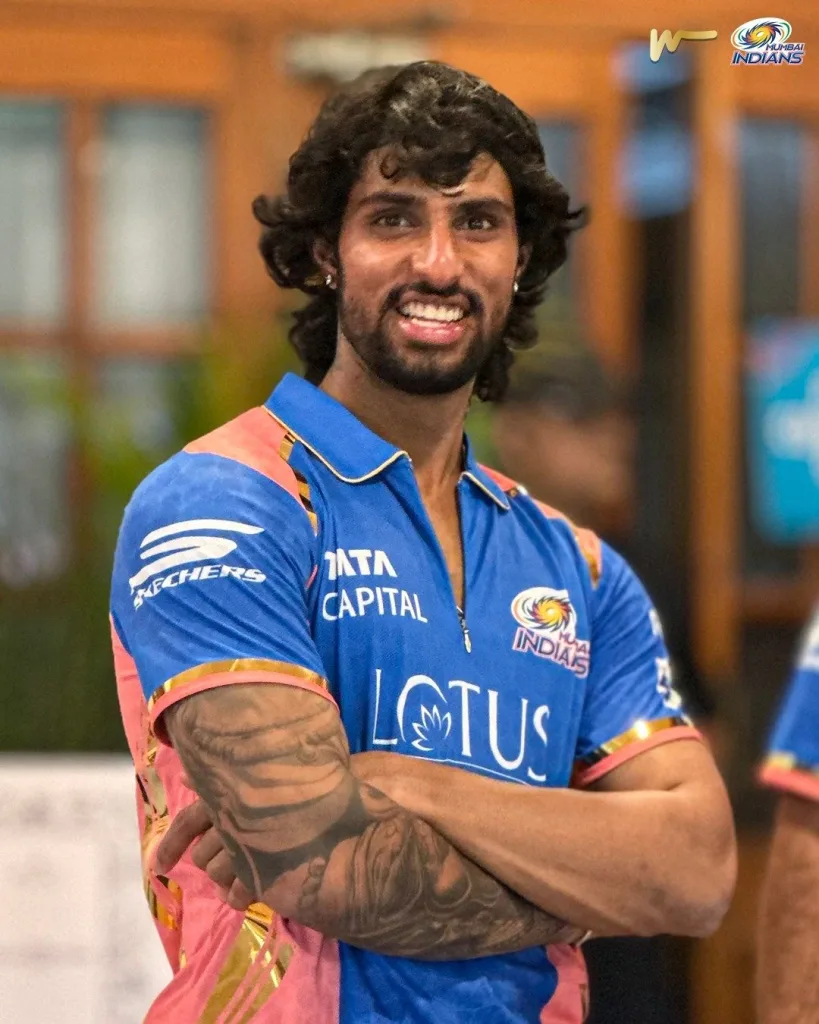 Mumbai Indians IPL 2025 Anthem ZS Mumbai Indians IPL 2025 Anthem : Mumbai Indians Release IPL 2025 Anthem with Rohit, Hardik, Bumrah & Jackie Shroff