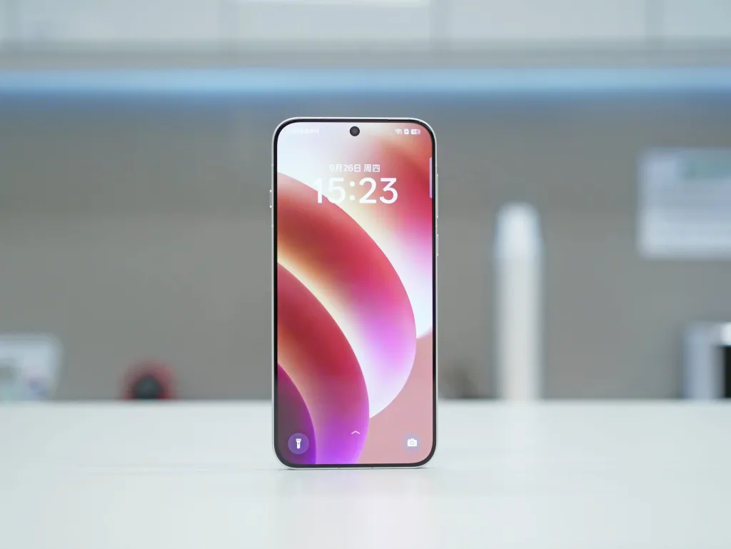Oppo Find X8S 3 1 Oppo Find X8s Teased with Ultra-Thin Bezels, Takes on iPhone