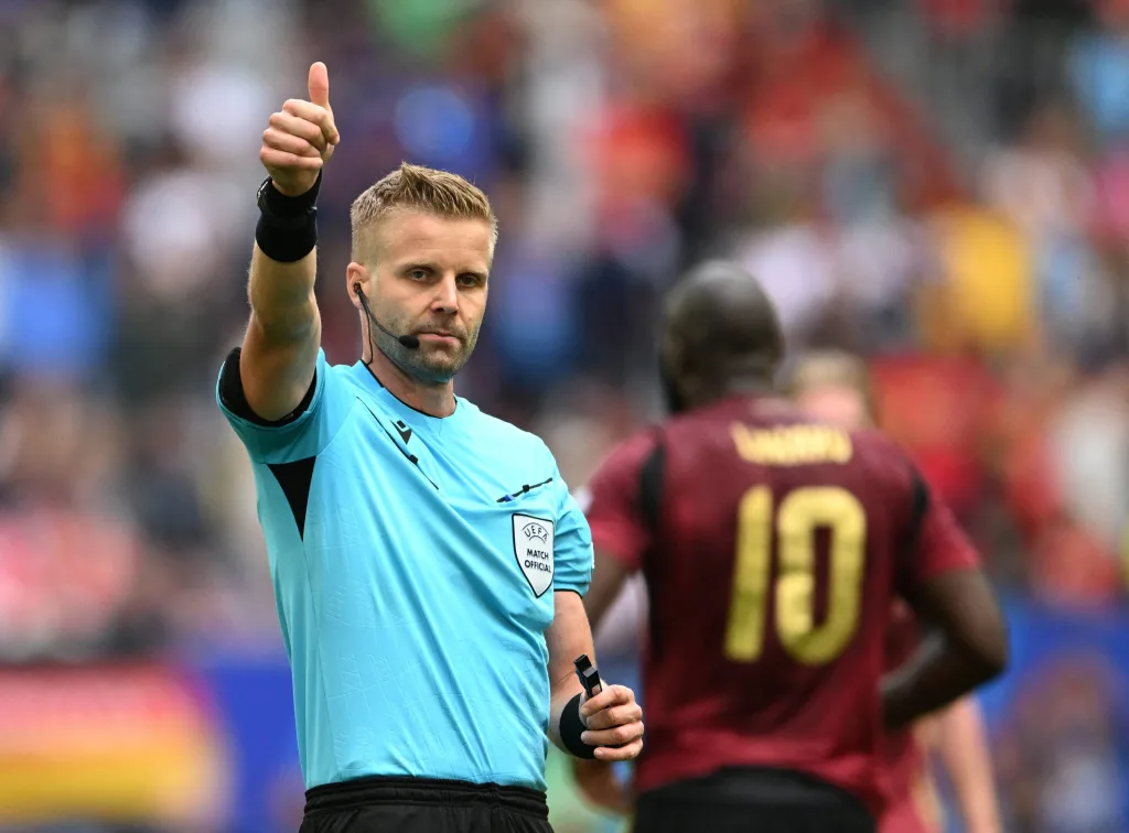 Referee Goalkeeper Time-Wasting to Result in Corners from 2025-26: IFAB Rule Overhaul