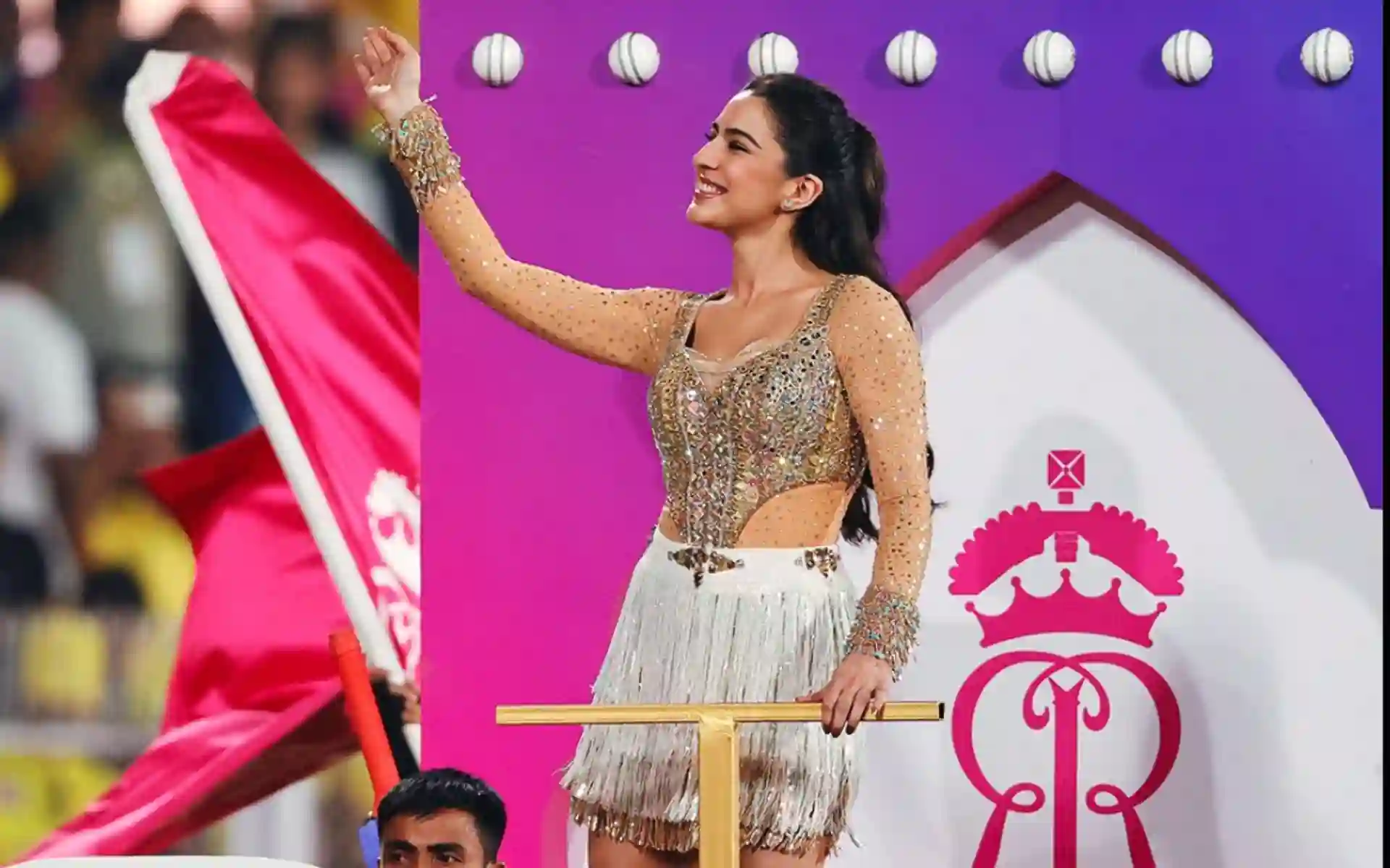 Sara Ali Khan Steals the Show at IPL 2025 RR vs CSK Match