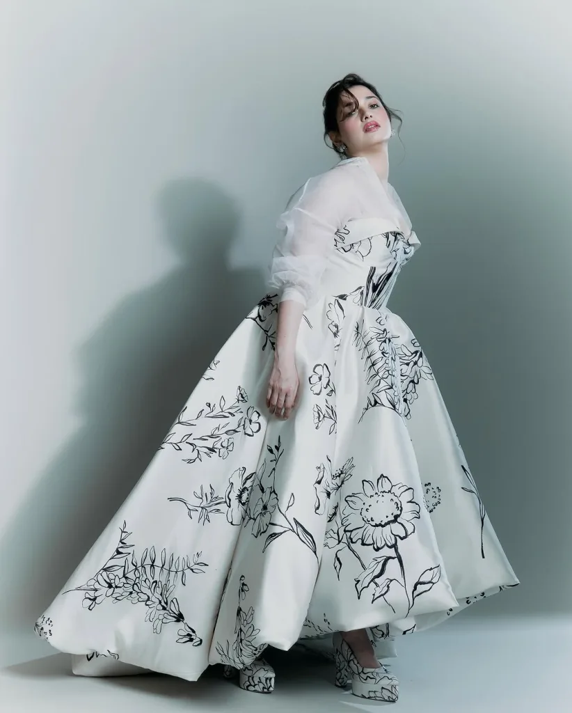 Snapinst.app 481954420 18488302588006985 7699931590258834362 n 1080 Tamannaah Bhatia Stuns in Ethereal White Gown: A Masterclass in Bollywood Glamour World