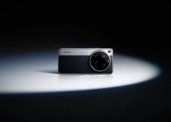 Xiaomi 15 Series with Leica-inspired Design Unveiled