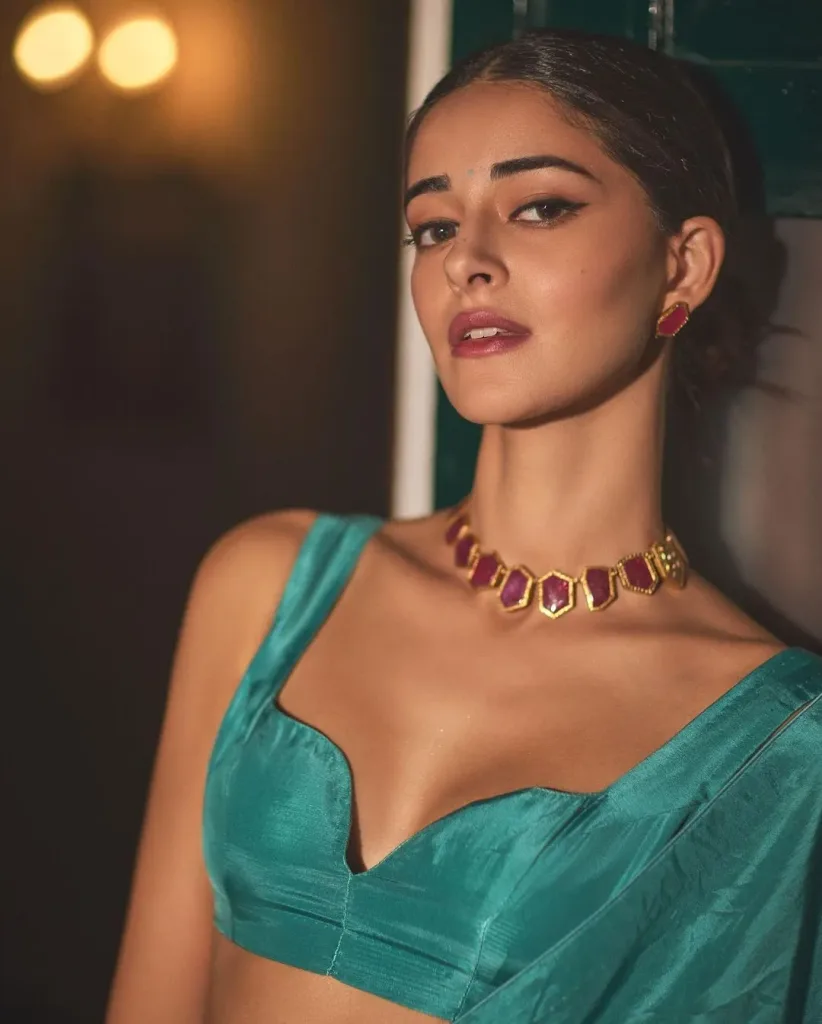 anyaa 12 Sexy Actress Ananya Panday Hot Photos: A Visual Journey of Style and Stardom