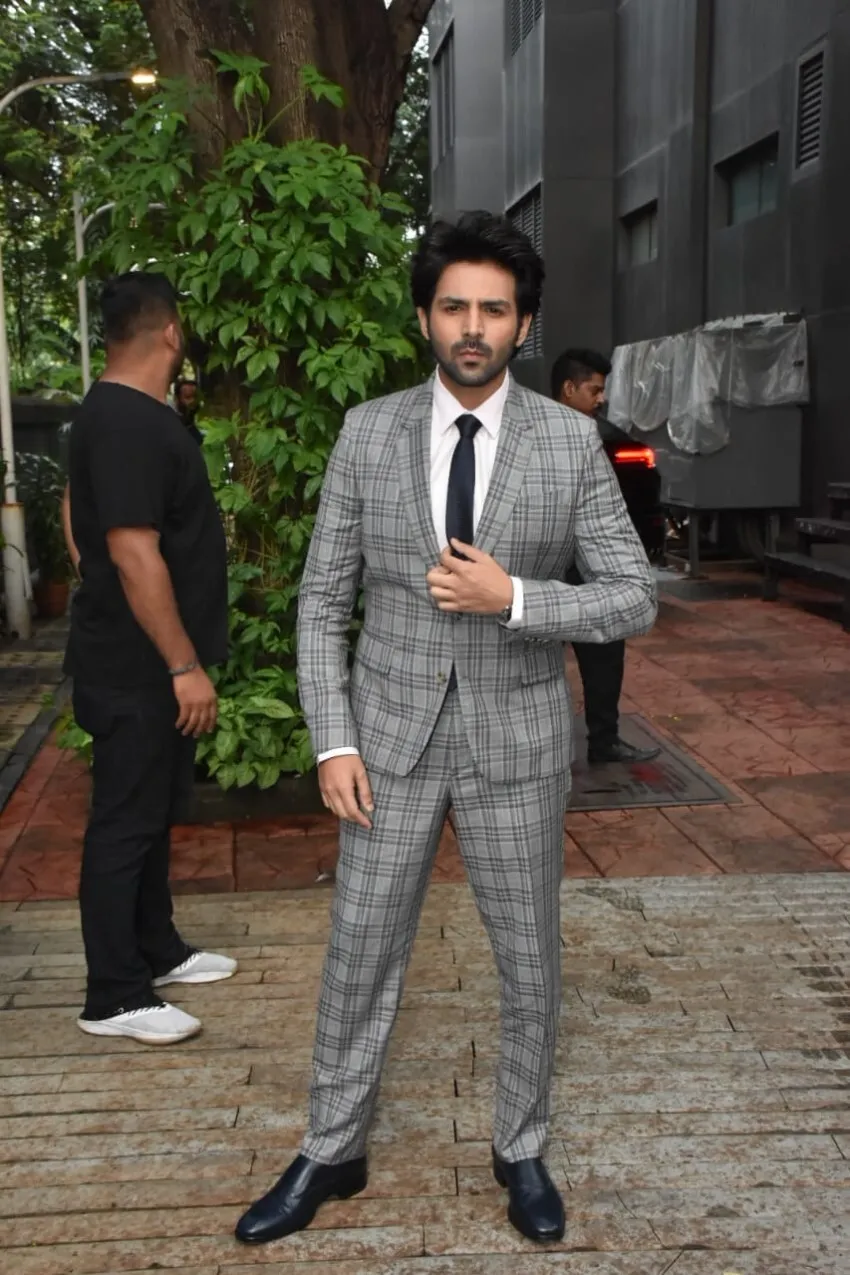 Handsome Kartik Aaryan Hot Photos 2025: Explore More