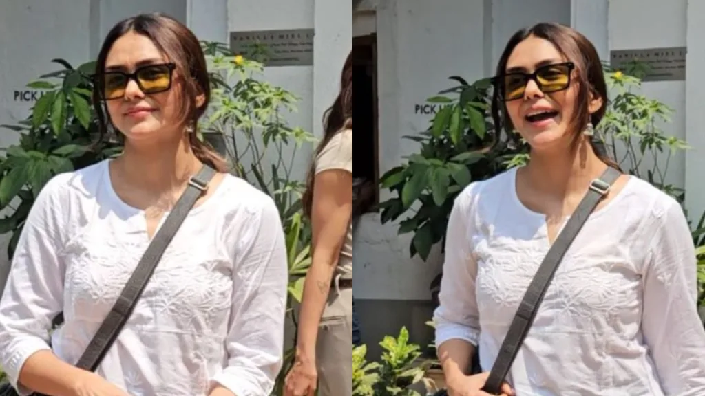 mmrrs 2 Fusion Fashion: Mrunal Thakur Kurti-Jeans Combo Redefines Casual Chic with Jhumkas and Sneakers