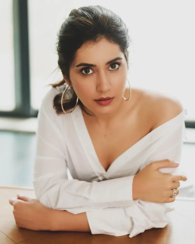 raashh 23 Glamourous Raashii Khanna Photos: A Visual Symphony of Style and Substance