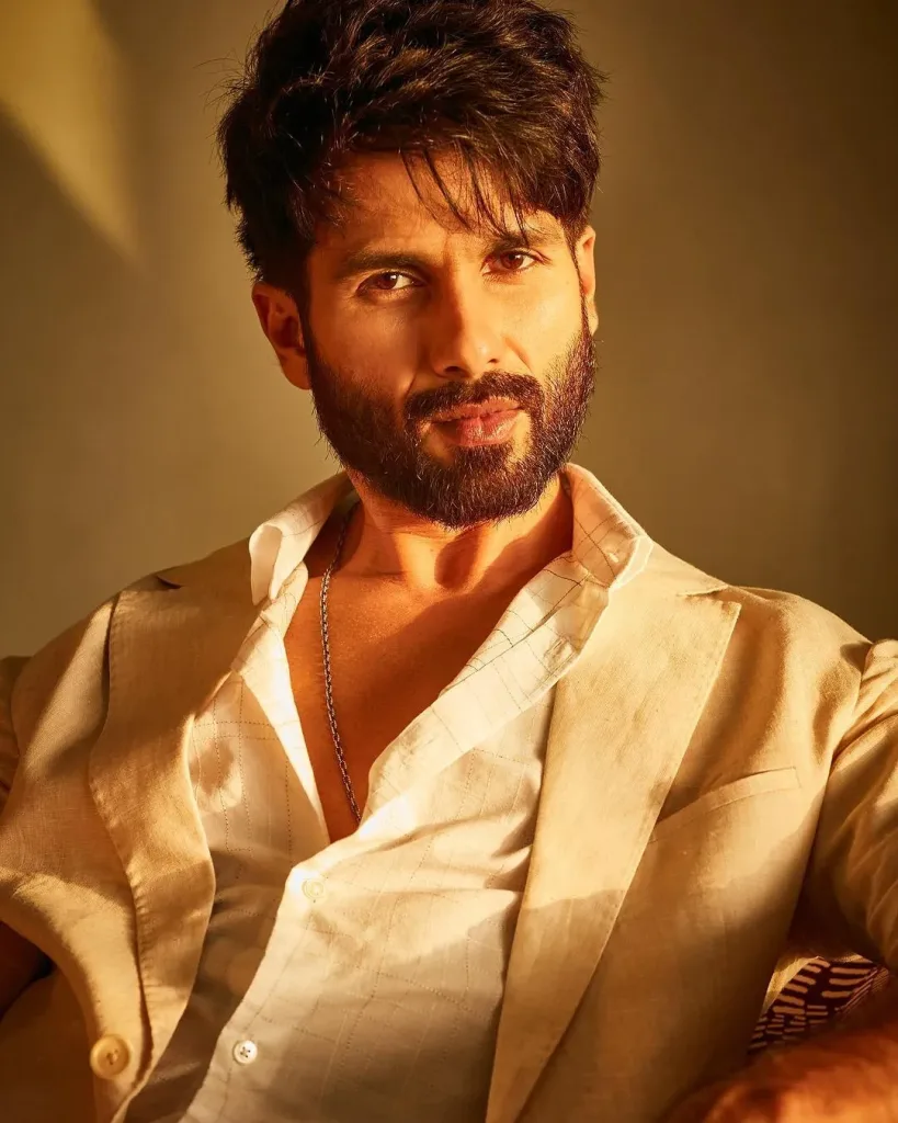 shahid 10 Dashing Shahid Kapoor Photos: A Cinematic Journey of Passion and Reinvention