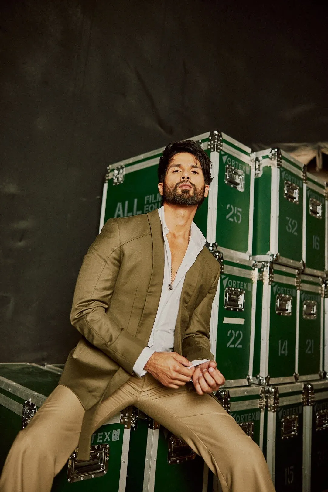 Dashing Shahid Kapoor Photos 2025: Explore More! 12 Shahid Kapoor Photos