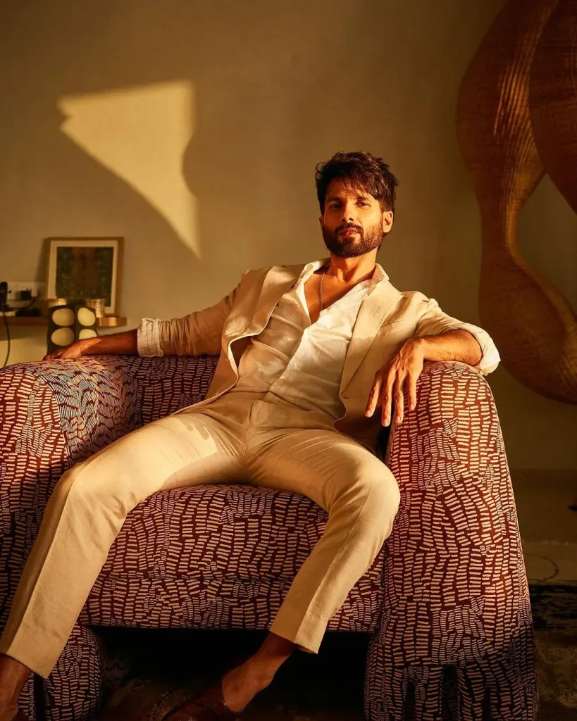 shahid 3 Dashing Shahid Kapoor Photos: A Cinematic Journey of Passion and Reinvention