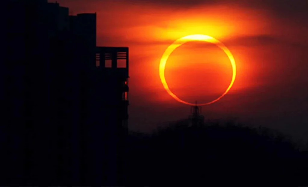 sollsss 4 Celestial Spectacle Unveiled: March 29 Solar Eclipse 2025 - Your Ultimate Guide to Nature’s Grand Show