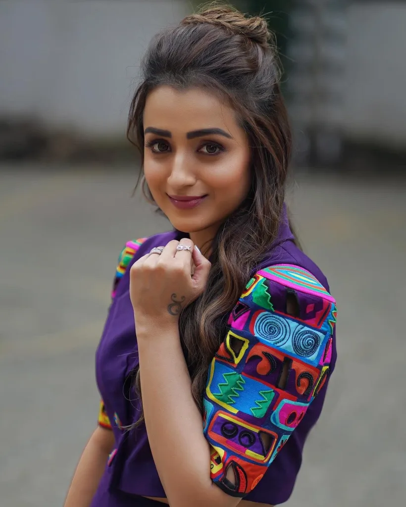 trishaa 9 Actress Trisha Krishnan Photos : Redefining South Indian Cinema’s Elegance