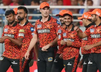 Sunrisers Hyderabad Show Off New Jersey Ahead of IPL 2025 Campaign