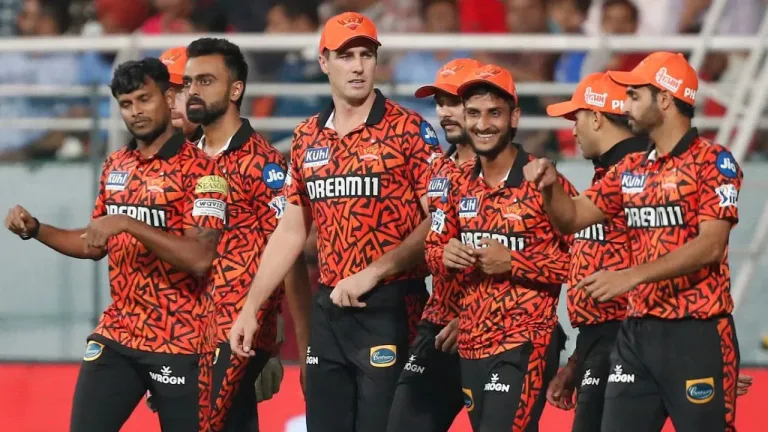 Sunrisers Hyderabad Show Off New Jersey Ahead of IPL 2025 Campaign