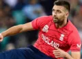 England’s Mark Wood to Miss India Tests as Injury Forces Him into a Long Recovery
