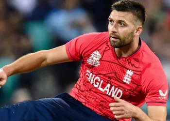 England’s Mark Wood to Miss India Tests as Injury Forces Him into a Long Recovery
