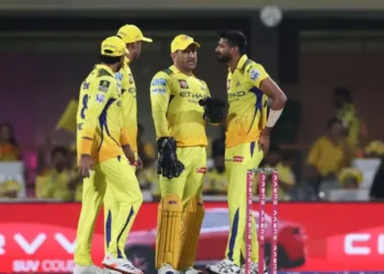 As the Batting Position Debate Continues, MS Dhoni Nabs 3 Stumpings Without Missing a Beat