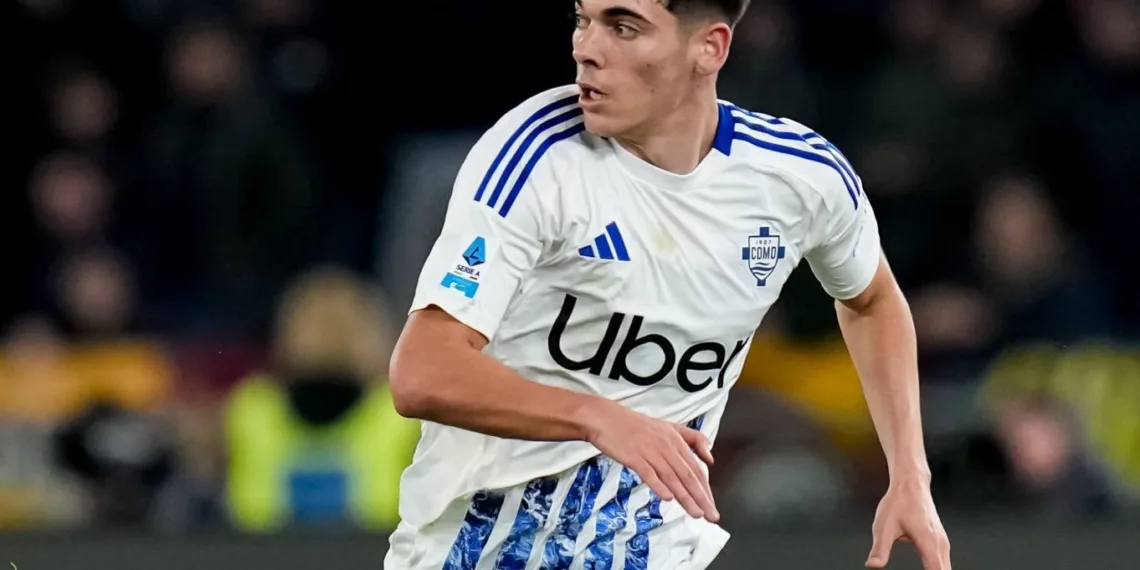 Como Set to Trigger €6M Clause for Alex Valle in Permanent Deal from Barcelona