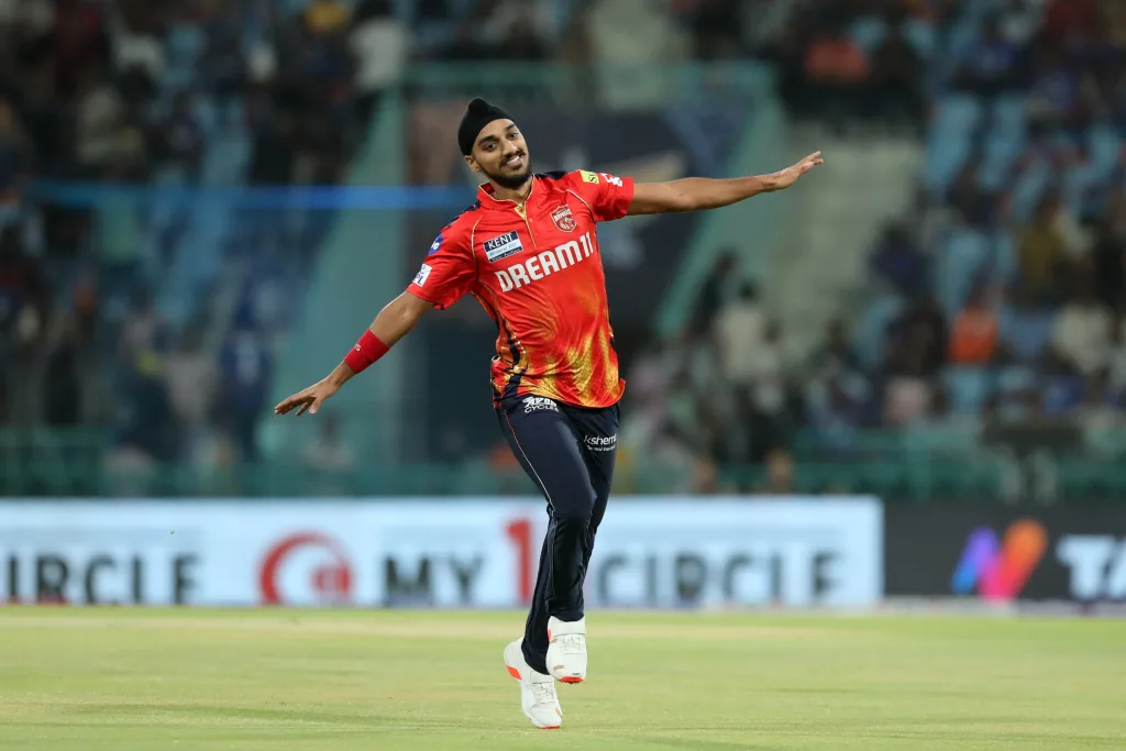 Arshdeep Singh IPL 2025: Prabhsimran’s Onslaught and Iyer’s Calm Seal PBKS’ Dominant Win Over LSG