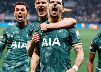 Europa League 2024-25: Solanke’s Spot-Kick Seals Tottenham's Return to European Semi-Finals